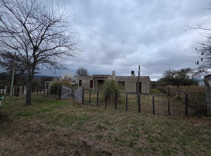 Casa · 347m² · 4 Dormitorios