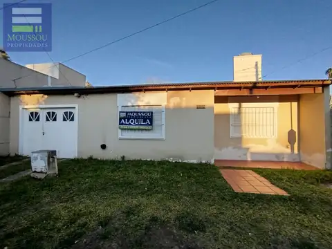 Casa en  zona villa malvina