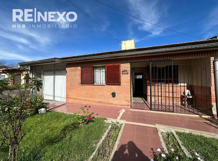 Casa · 149m² · 4 Dormitorios · 2 Cocheras