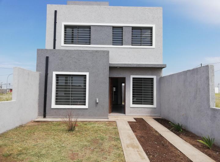 Casa · 130m² · 5 Ambientes · 1 Cochera
