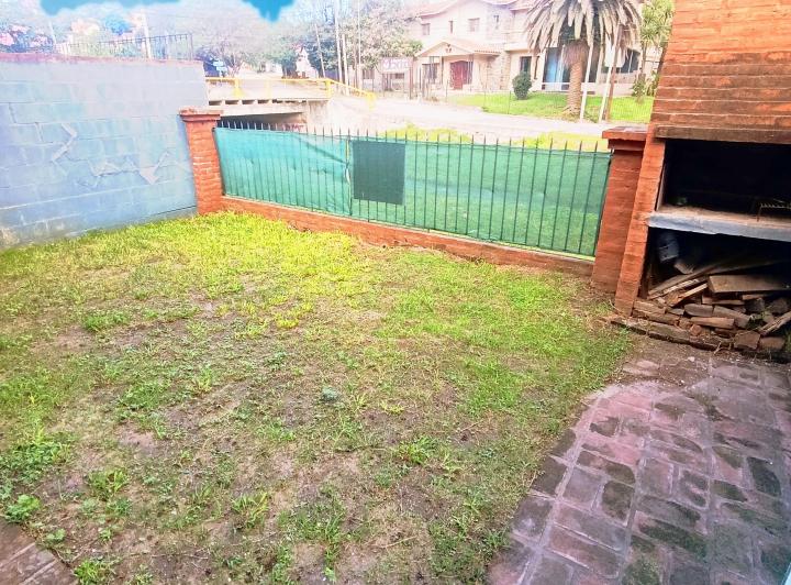 Casa · 110m² · 6 Ambientes · 1 Cochera