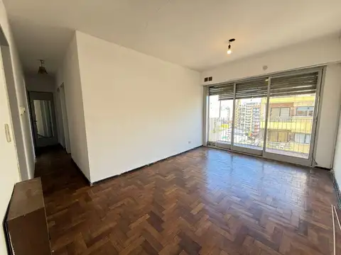 Departamento de 2 dormitorios   comodín