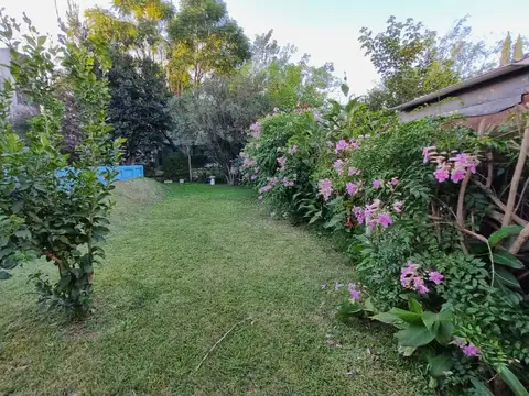 Casa 2 dormitorios venta parque vernazza p. esther