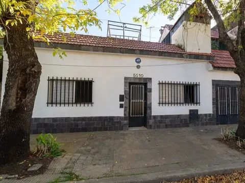 Casa en venta 3 dormitorios  cochera tiro suizo
