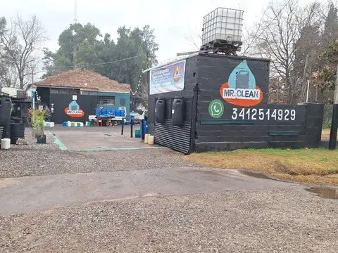 Venta amplio galpon con terreno de 1500mts