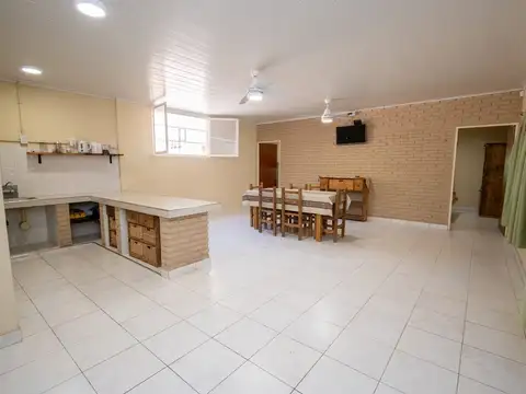Venta quinta 2 dorm, pileta en 2142 mt2 forestados