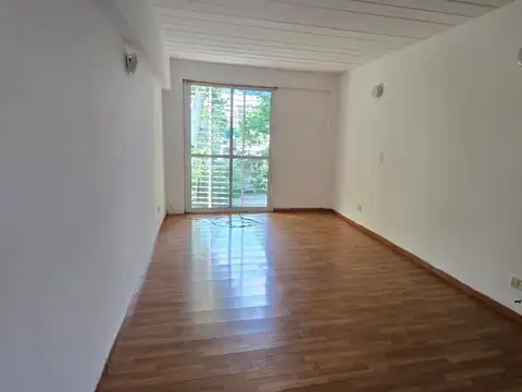 Venta departamento monoambiente escalera lourdes