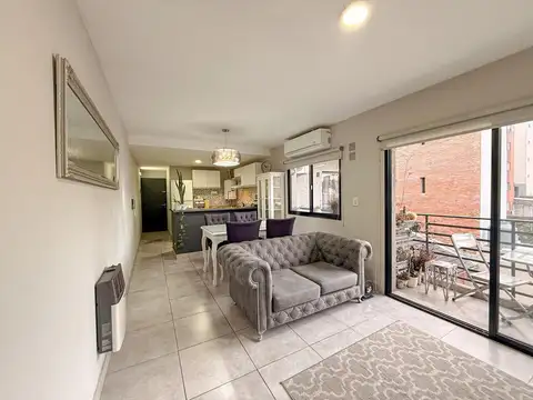 Venta. departamento de 2 dormitorios con balcón - lourdes, rosario.