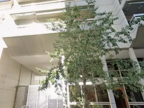 Departamento de 3 dormitorios con cochera en venta