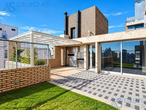 Departamento dúplex 4 dormitorios de jerarquía