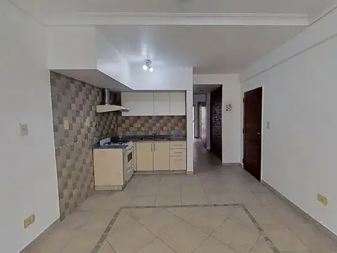 Ph 2 ambientes al frente con patio | planta baja | bajas exp