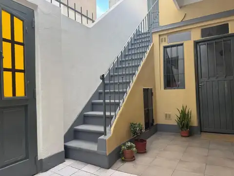 Venta ph 3 amb en villa sta. rita sin expensas con patio y terraza