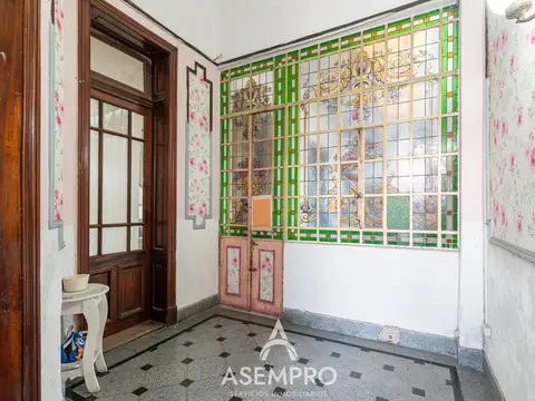 Ph en venta 5 ambientes en villa del parque apto comercial/profesional entrada independiente