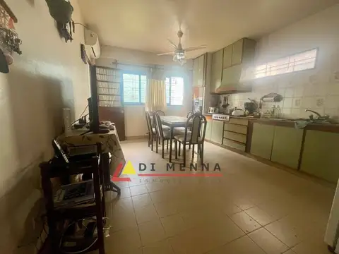 Venta ph 5 ambientes charlone 2100 cochera cubierta