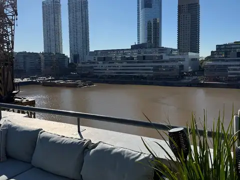 Dúplex de diseño con vistas icónicas en puerto madero