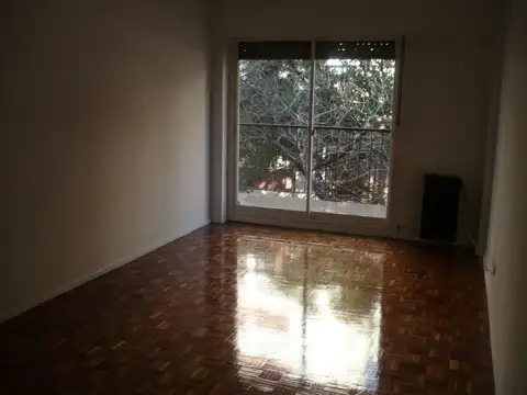 Semipiso de 3 ambientes al frente
