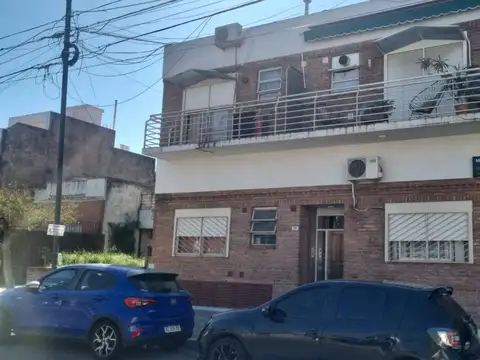 Alquiler departamento 3 ambientes,  buen estado