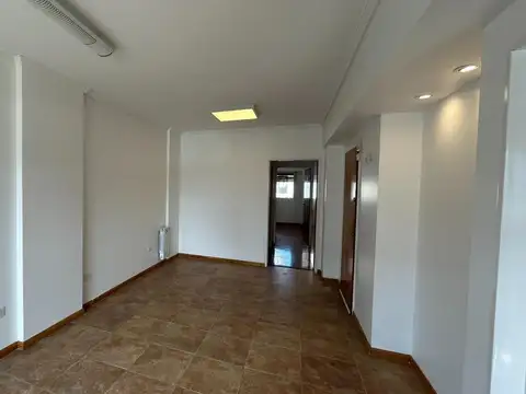 Departamento semipiso 2 ambientes con balcon al frente