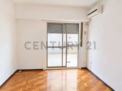 Alquiler departamento 2 ambientes en coghlan