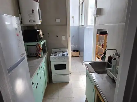 Alquiler departamento 4 ambientes en san telmo al frente con balcón
