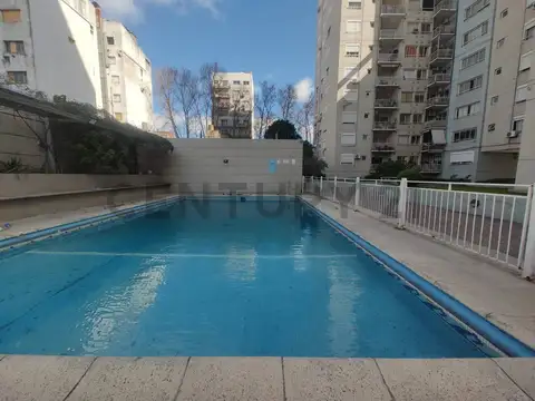 Departamento 3 ambientes en alquiler en flores con balcon, pileta, sum, parrilla, laundry