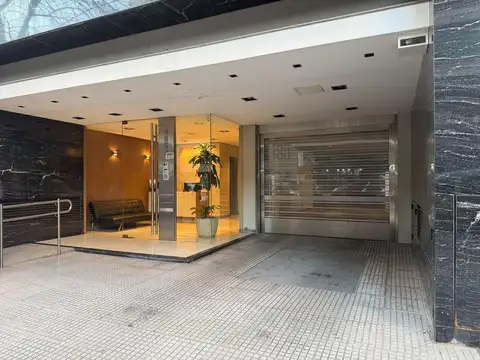 Venta cochera con baulera en el barrio de  villa urquiza