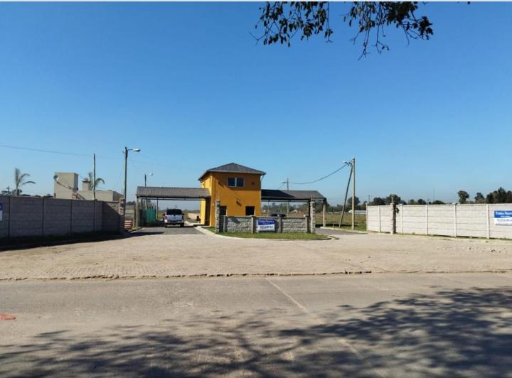 Terreno · 300m²