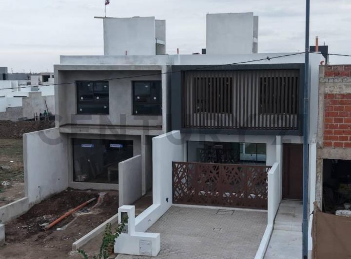 Casa · 160m² · 5 Ambientes