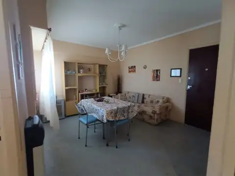 Departamento 2 ambientes (apto 4 personas)piso:5 depto:d.gas natural.