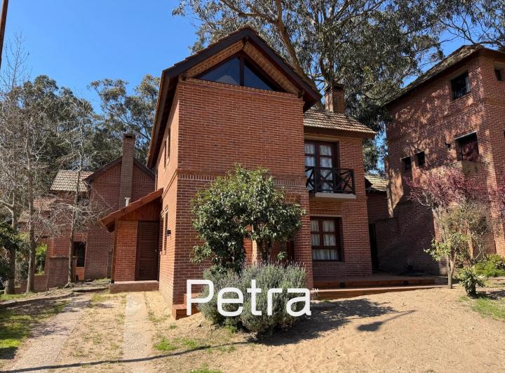 Departamento · 90m² · 3 Ambientes · 1 Cochera