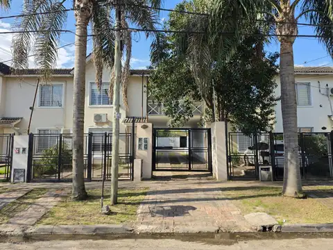 Duplex 2 dormitorios y cochera