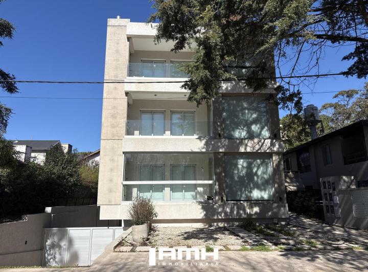 Departamento · 57m² · 3 Ambientes · 1 Cochera