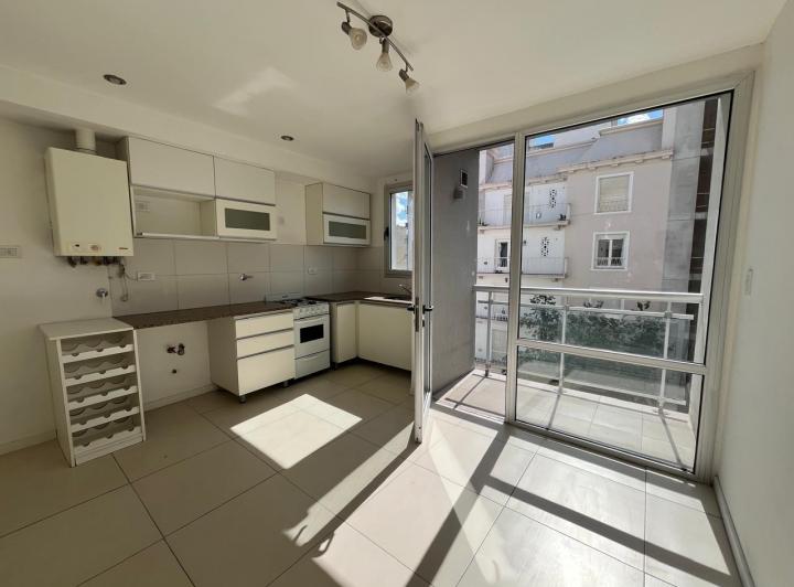 Departamento · 43m² · 2 Ambientes · 1 Cochera
