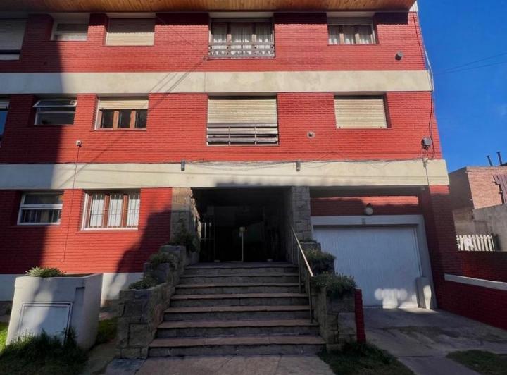 Departamento · 53m² · 2 Ambientes · 1 Cochera