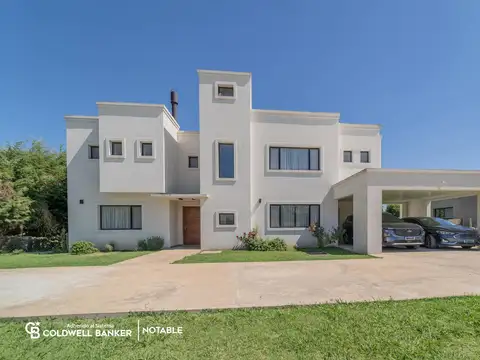 Casa en altos de manzanares