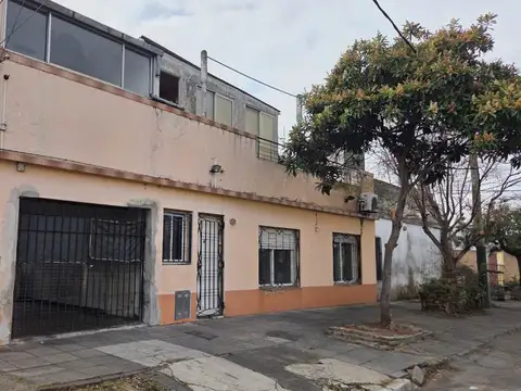 Venta ph banfield 3 amb cochera parrilla indep