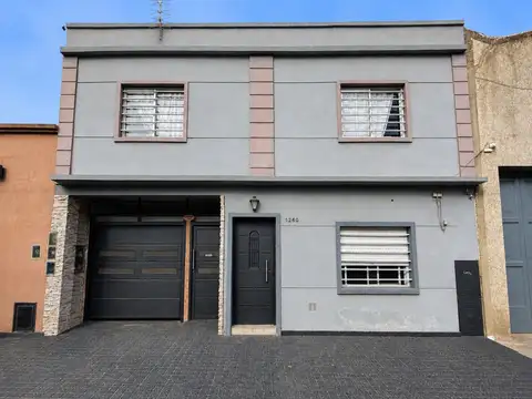 Depto 2 amb al frente con patio
