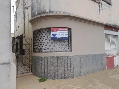 Hermoso ph a la calle 2 amb 52 m2 sin expensas.