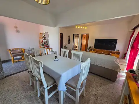 En venta departamento 3 amb + terraza de 72 mts