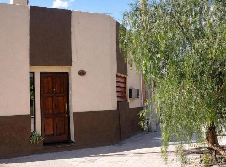 Casa · 100m² · 4 Ambientes · 1 Cochera