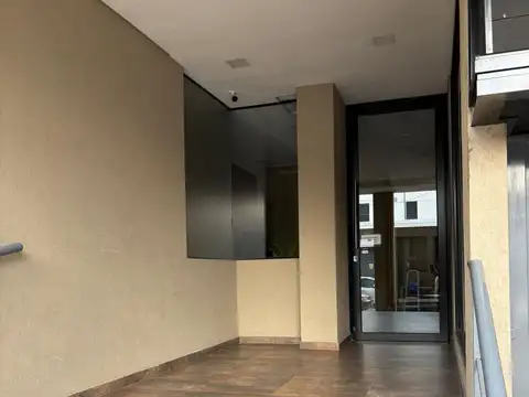 Alquiler de departamento 2 ambientes en zona centro, caseros