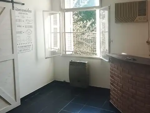 Se alquila  departamento de 3 ambientes + escritorio