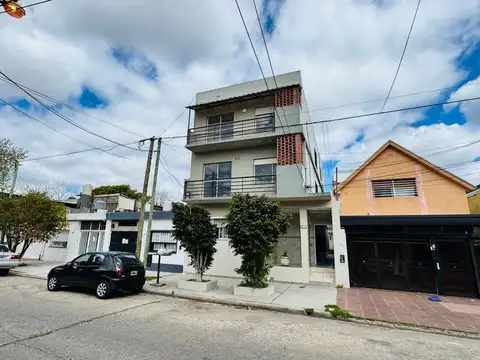 Departamento 3 ambientes - villa ballester