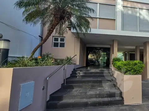 Alquiler departamento zona tribunales - dos dormitorios con cochera - excelente