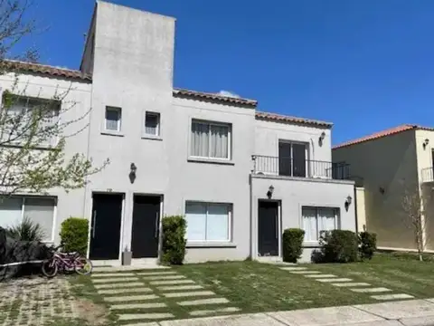 Departamento dúplex  en alquiler en la angelica, pilar, g.b.a. zona norte