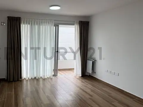 Semipiso alquiler un dormitorio la plata
