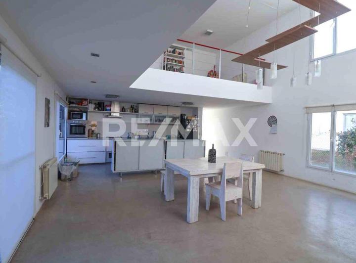 Casa · 378m² · 7 Ambientes