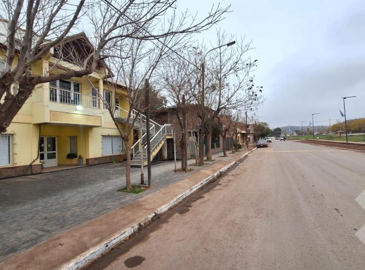 Hotel · 874m² · 20 Ambientes · 3 Cocheras