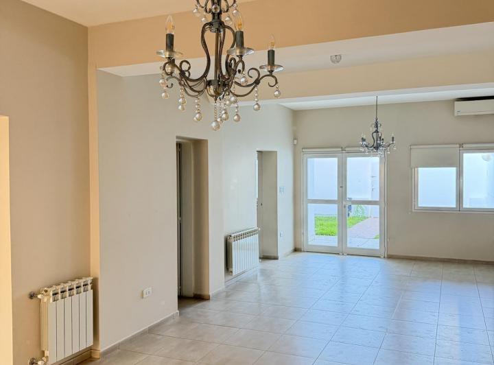 Casa · 90m² · 4 Ambientes