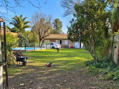 Casa en centro agricola el pato